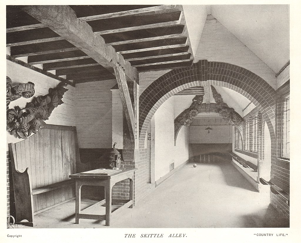 1024px-Latham_Country_Life_1904_Goddards_Page_168_The_Skittle_Alley.jpg
