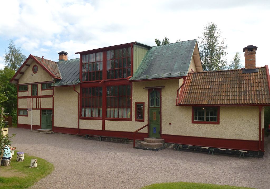 1024px-Lilla_Hyttnäs_2012_09.jpg