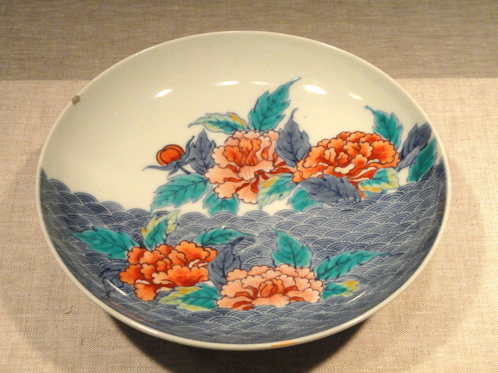 1024px-Nabeshima-Ware_Bowl,_18th-19th_century,DSC00230.JPG