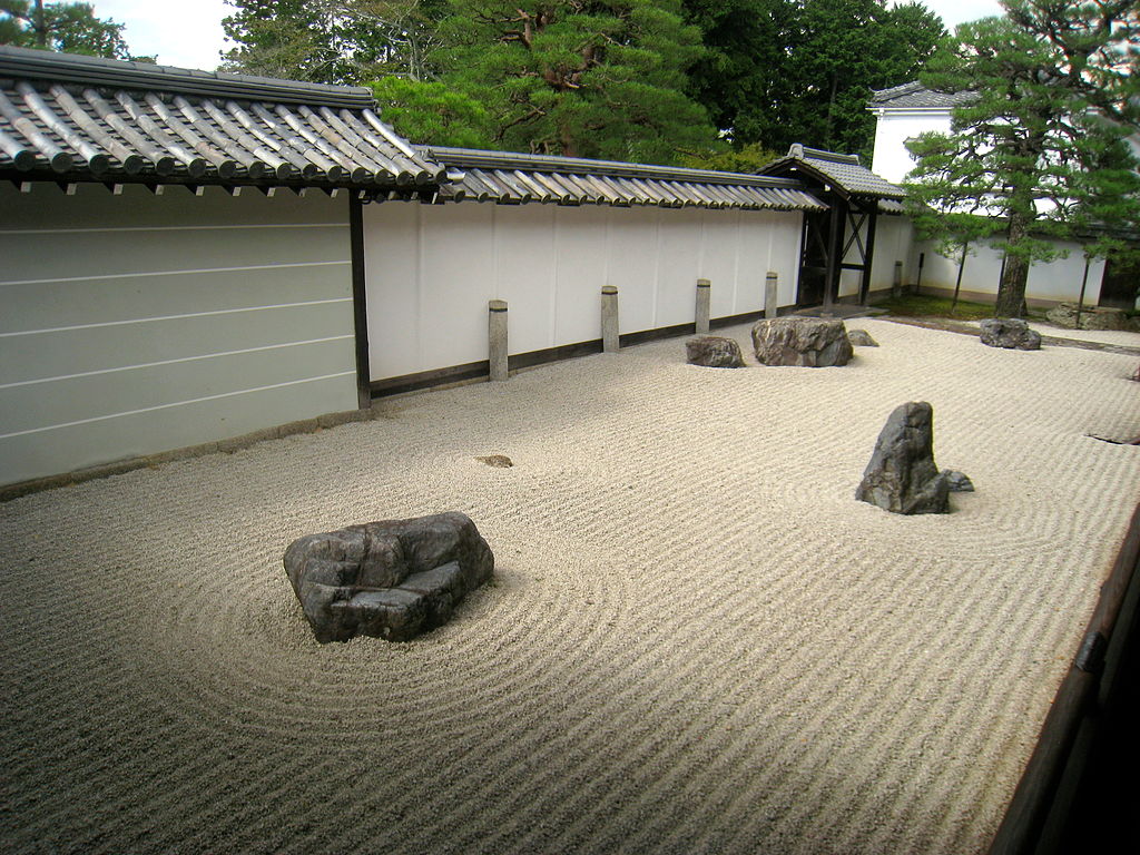 1024px-Nanzenji_temple_-_IMG_5426.JPG