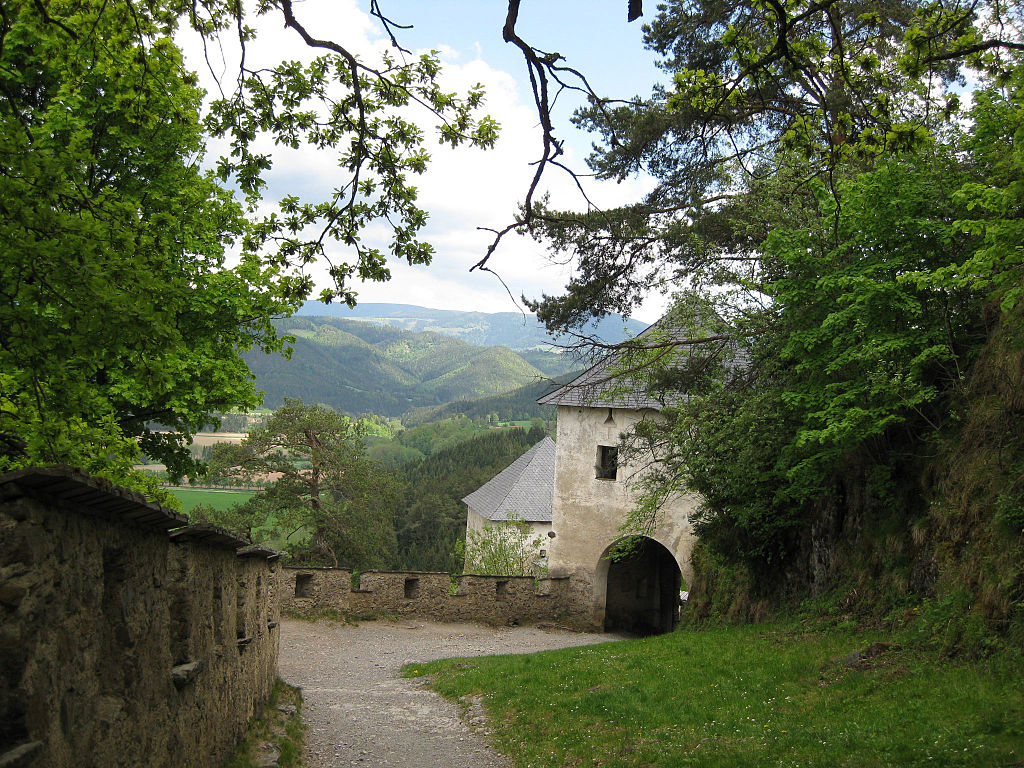 1024px-Ostrovica-5Vrata-B.jpg