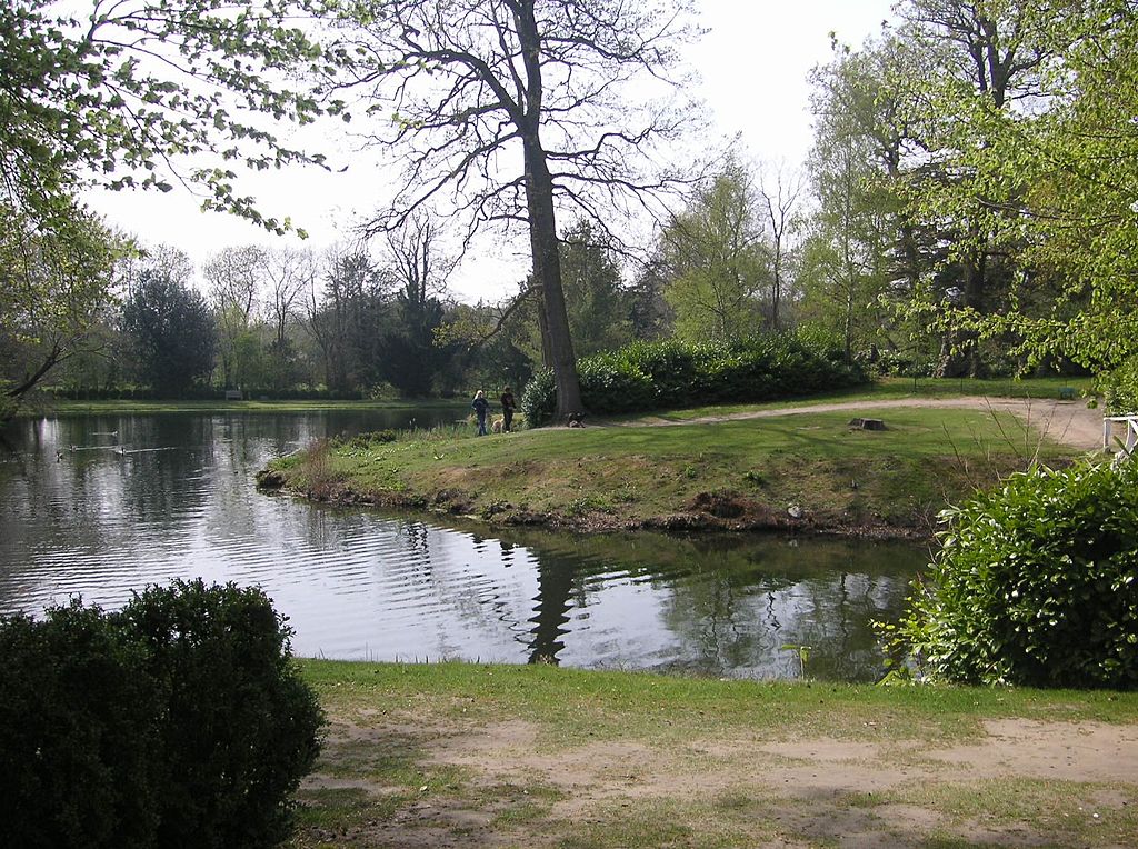 1024px-Painshill_Park_008_Island.JPG