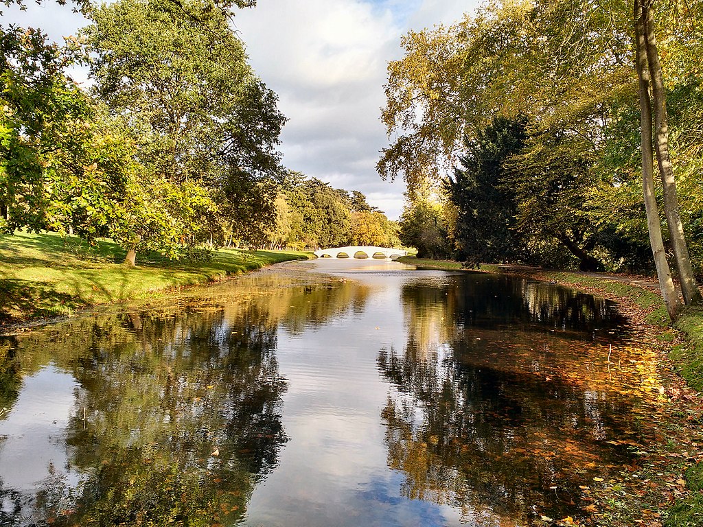 1024px-Painshill_Park_Five_Arch_Bridge_from_cascade.jpg