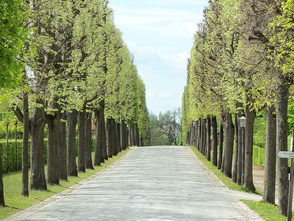 1024px-Parc_Eremitage_Bayreuth.JPG