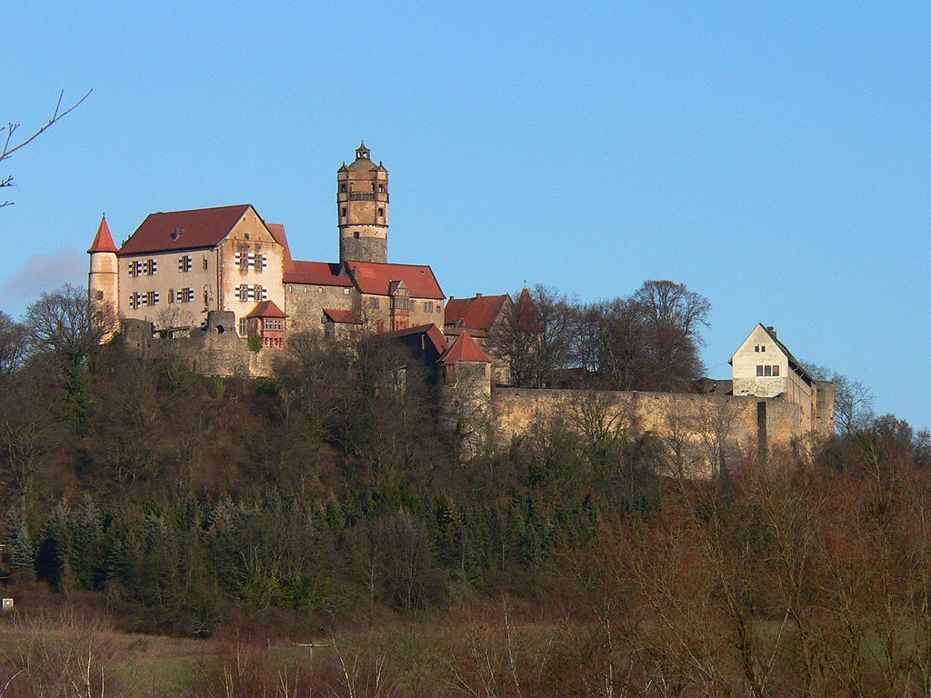 1024px-Ronneburg_26.12.2009_(03).JPG