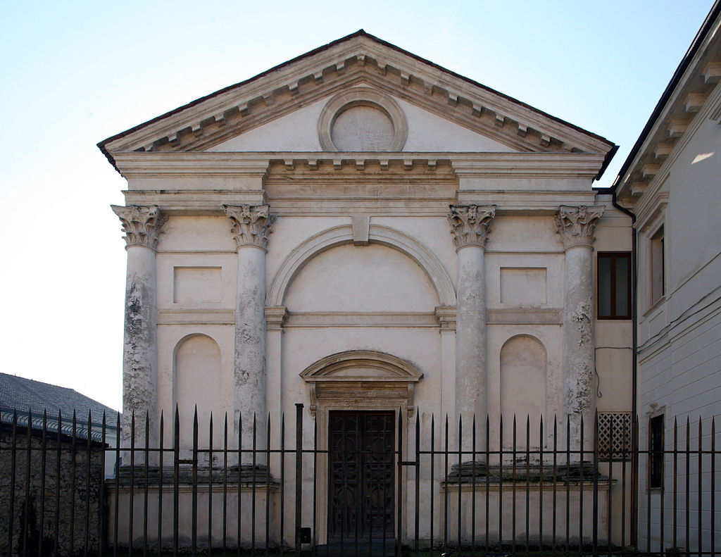 1024px-S_Maria_Nuova_(Vicenza)_20081204-1_retouched.jpg