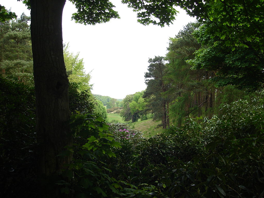 1024px-Sheringham_Park3.JPG