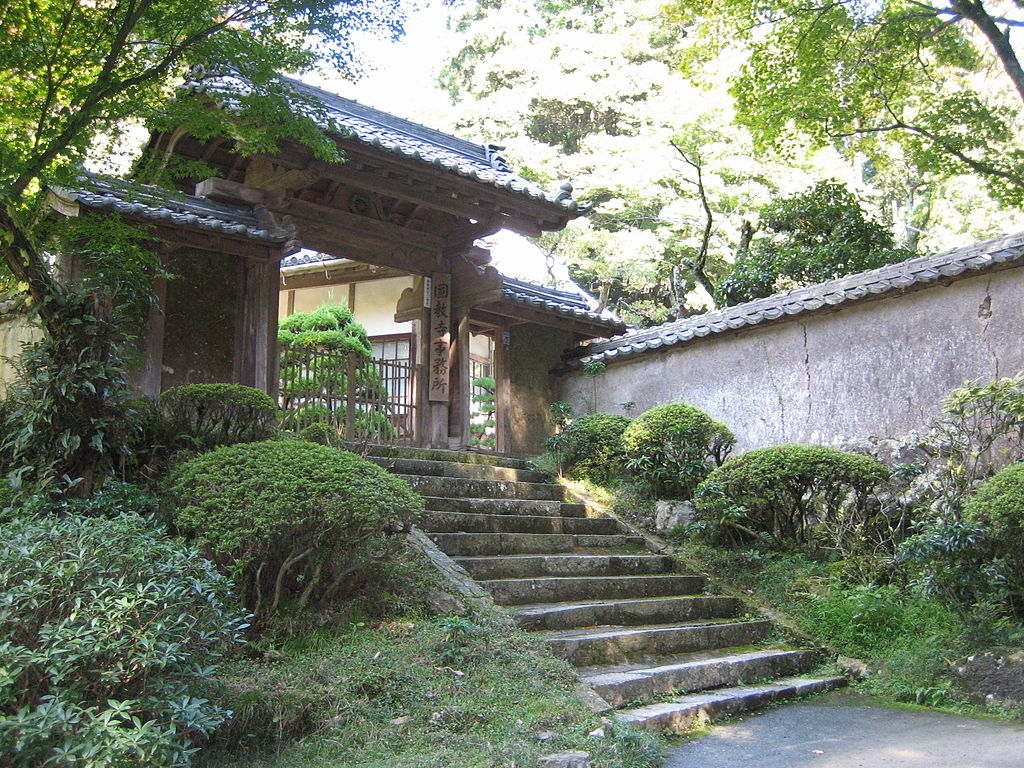 1024px-Shosha_Engyoji032.jpg