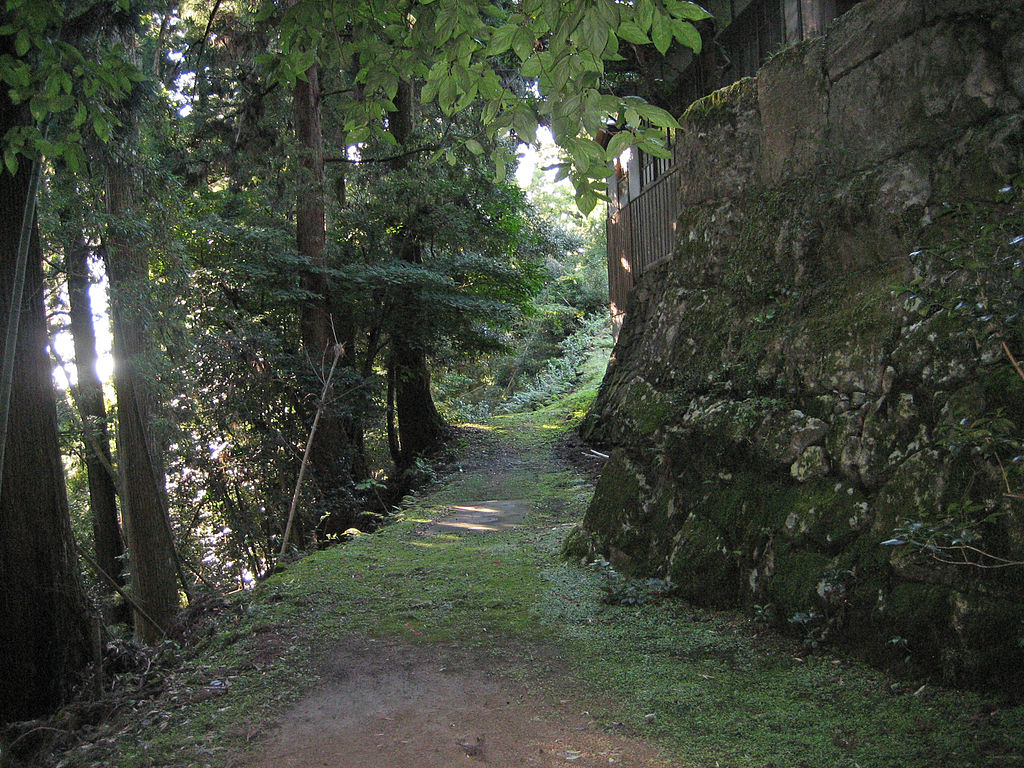 1024px-Shosha_Engyoji093.jpg