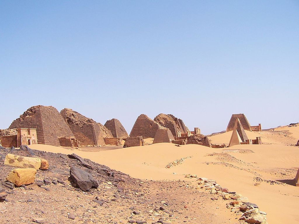 1024px-Sudan_Meroe_Pyramids_30sep2005_11.jpg