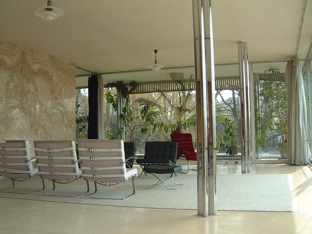 1024px-Tugendhat_living_room.jpg