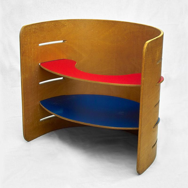 1024px-Vedel_childrens_furniture_gh.jpg