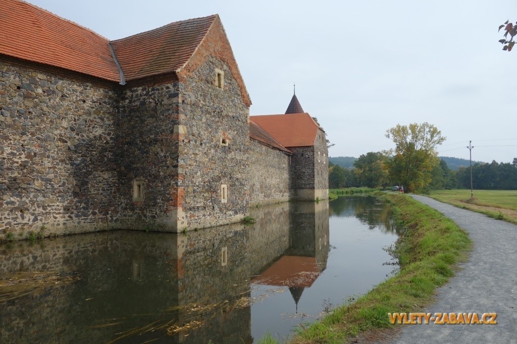 1024x0-towidth-90-20-vodni_hrad_svihov.jpg