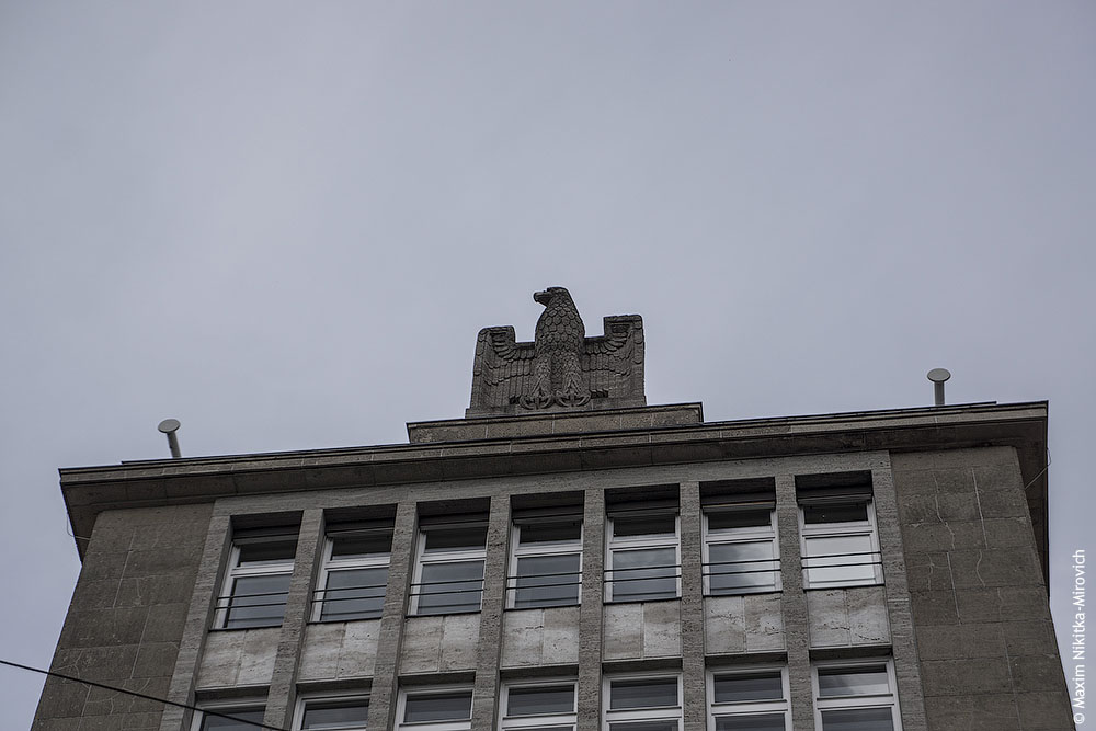 1105840_original.jpg