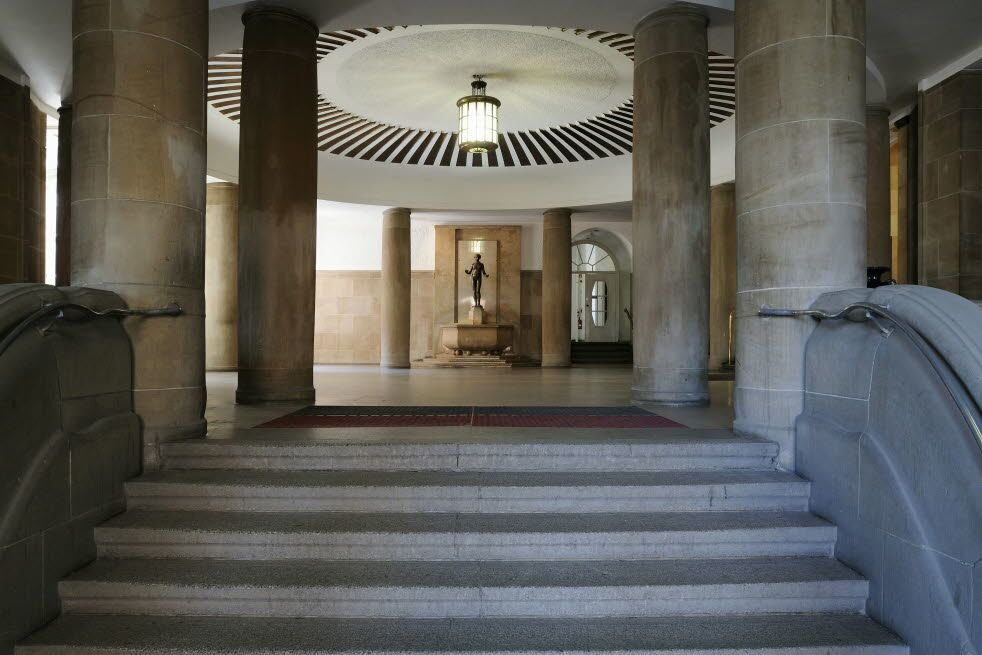 11Rathaus_(Kiel_37.835).jpg