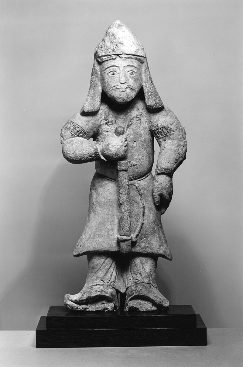 12вd800px-Persian_-_Standing_Warrior_Holding_a_Sword_-_Walters_241.jpg