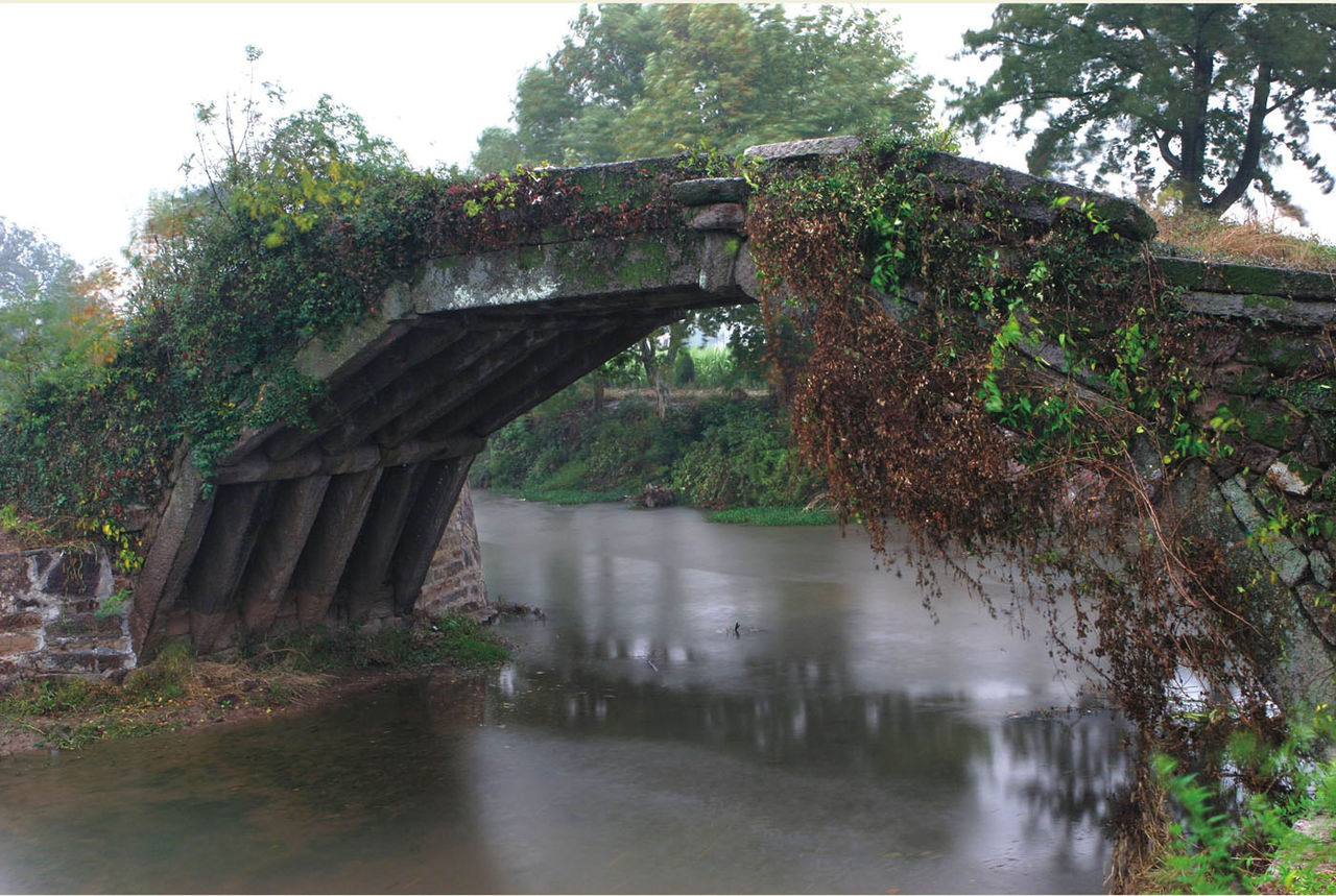 1213 Guyue_Bridge_(Yiwu),_Song_Dynasty,_China.jpg