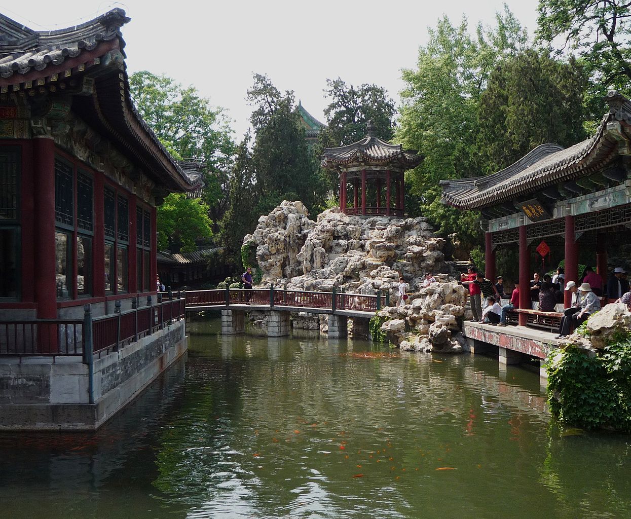 1245px-Chinese_Garden_in_Beihai_Park.jpg