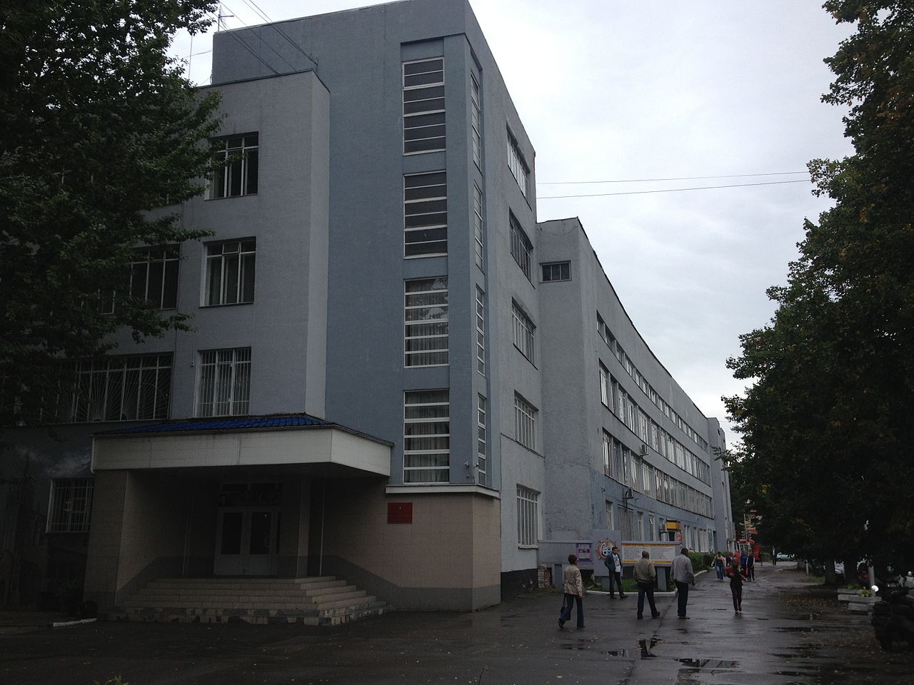 1280px-Дом_офицеров_Балтийского_флота.JPG