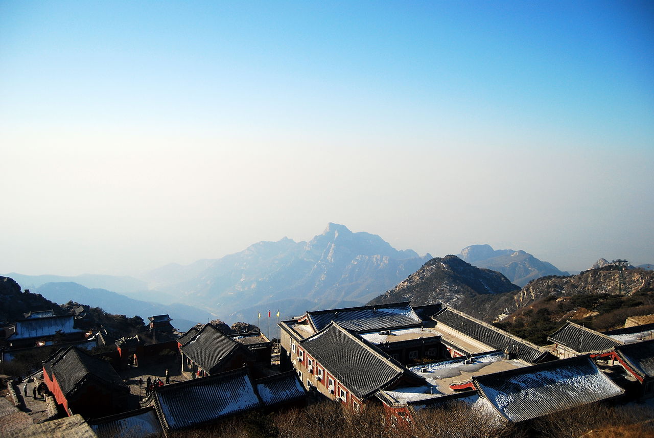 1280px-泰山景色_2.jpg