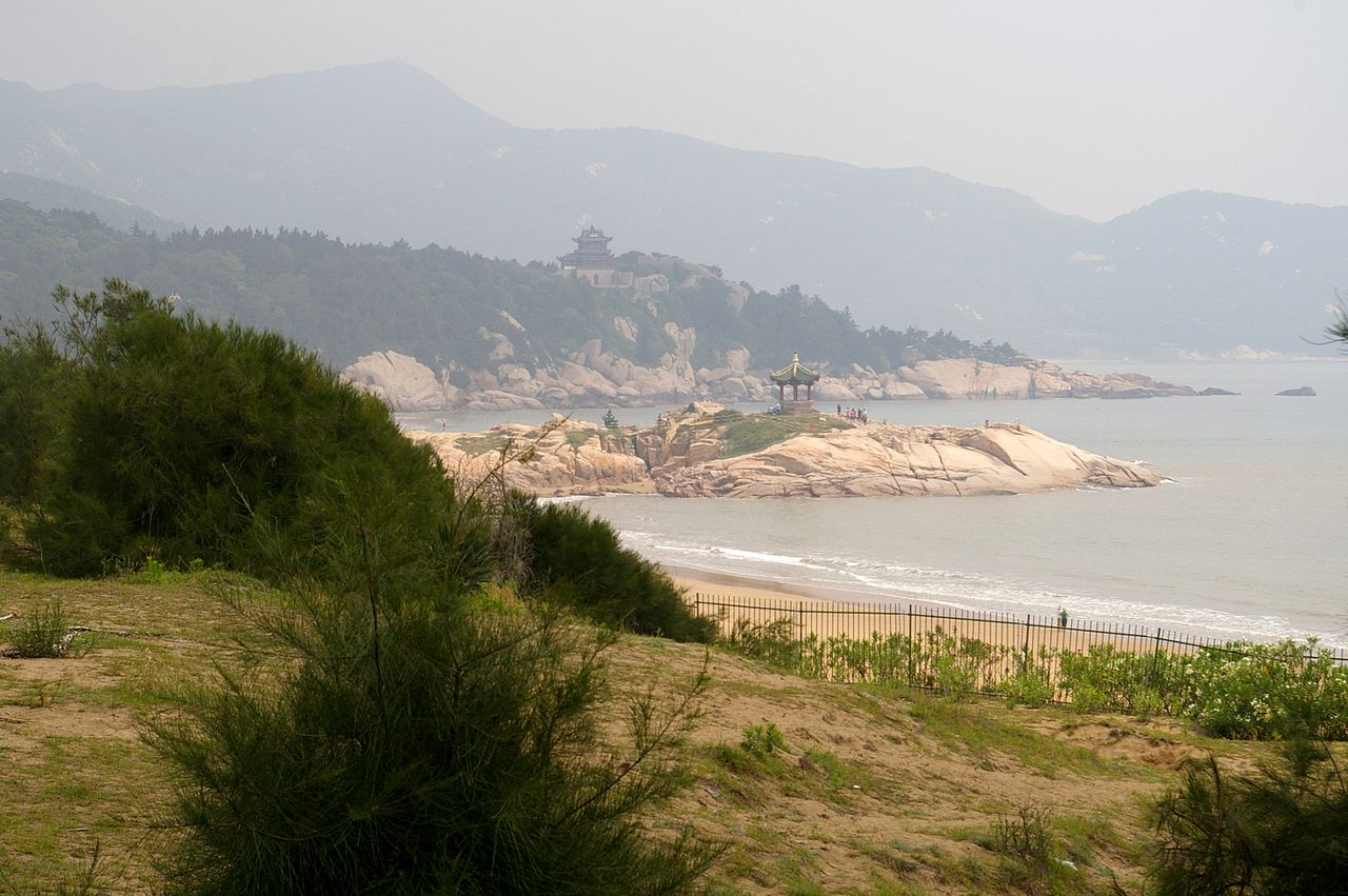 1280px-20090606_Putuoshan_8818.jpg