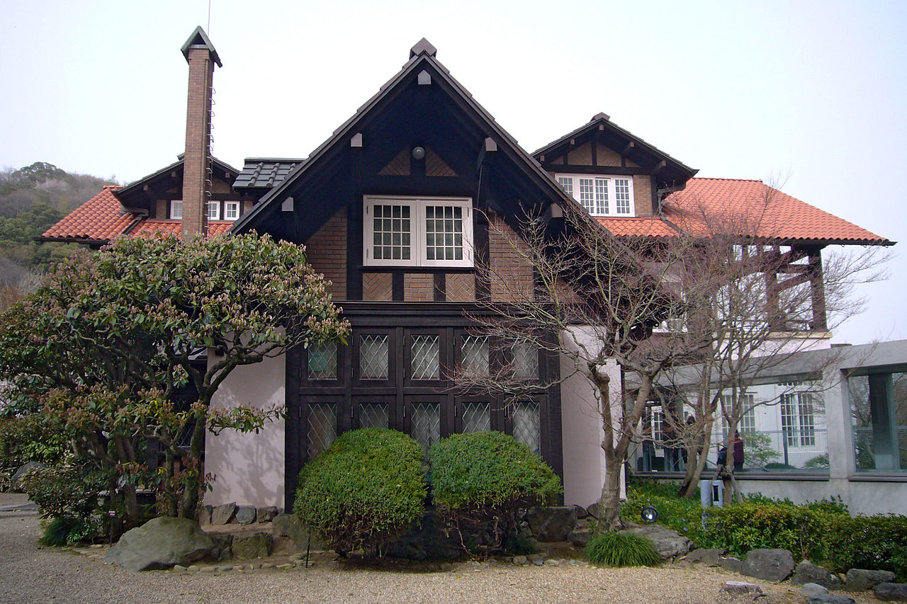 1280px-Abovm02_2048.jpg