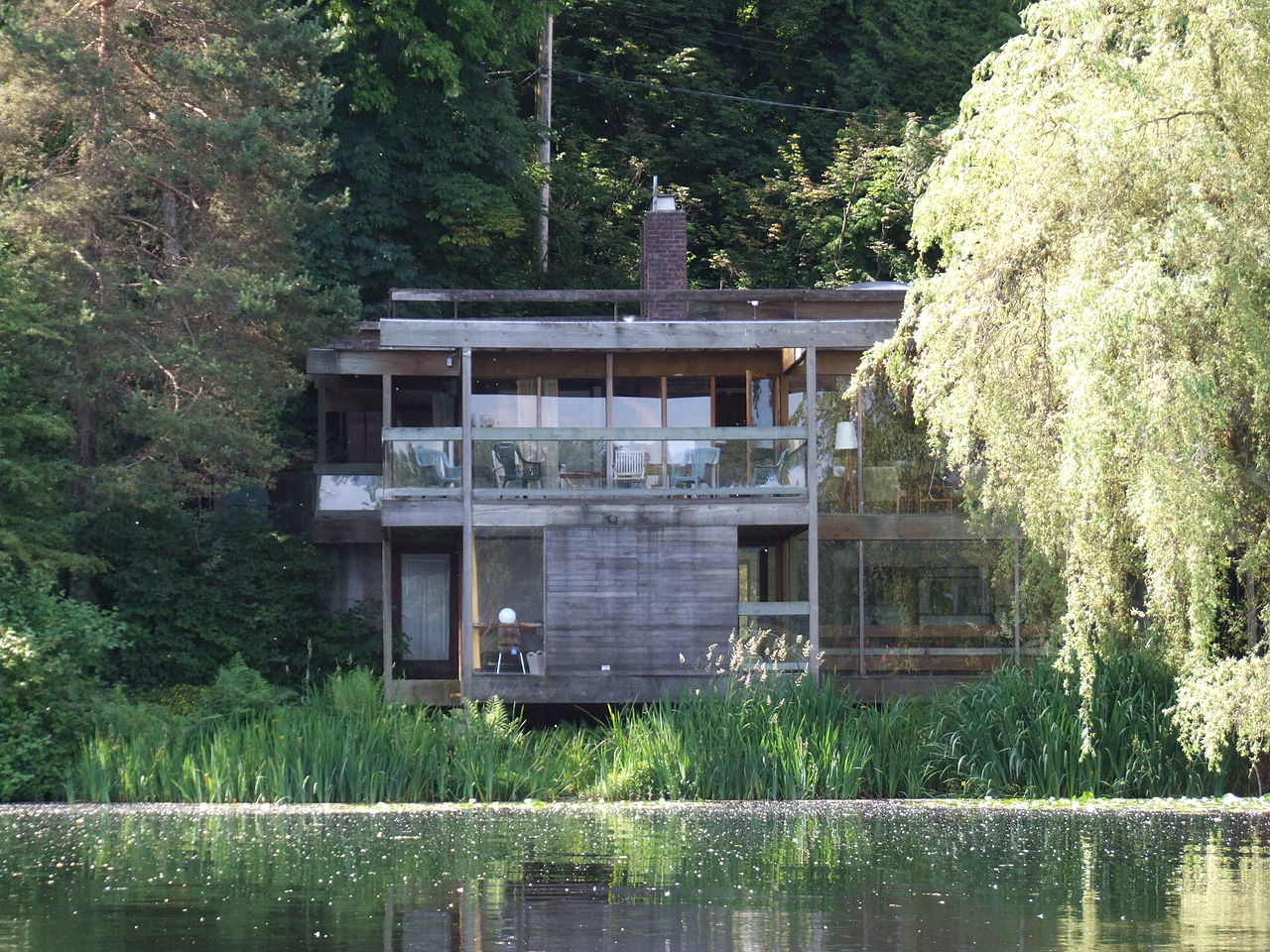 1280px-Baldwin_House,_Burnaby,_BC_02.jpg