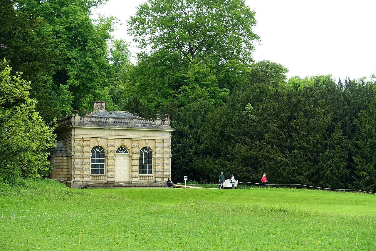 1280px-Banqueting_House,_Studley_Royal_Park_-_North_Yorkshire,_England_-_DSC00708.jpg