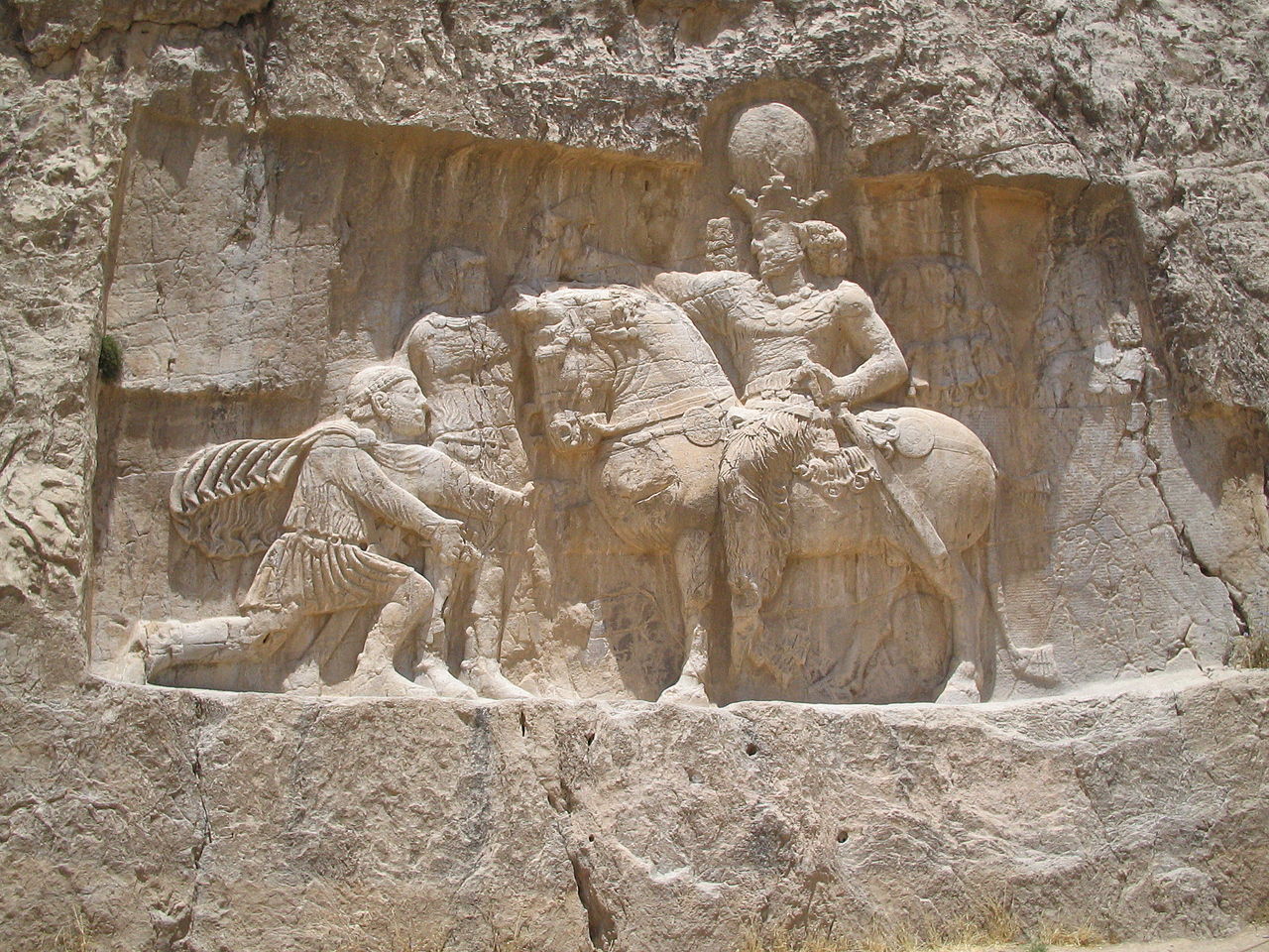 1280px-Bas_relief_nagsh-e-rostam_al.jpg