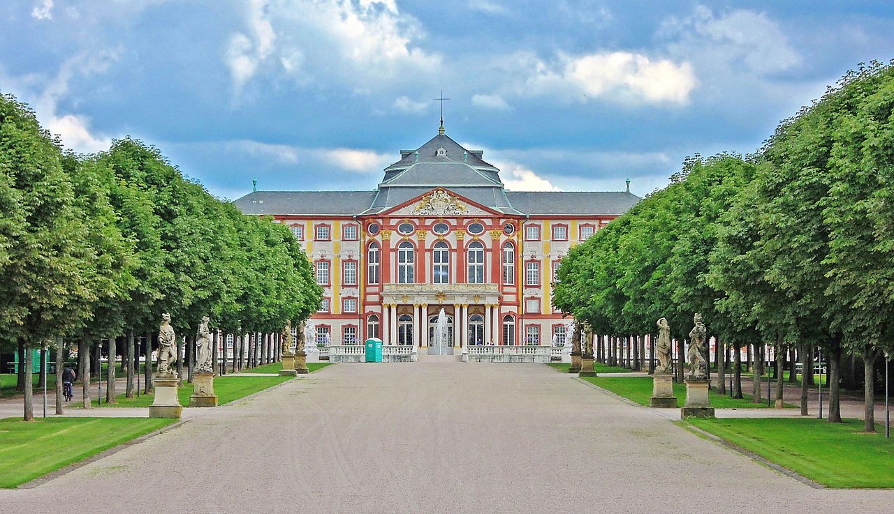 1280px-Bruchsal_(28) кн шпайер 1730-е.jpg