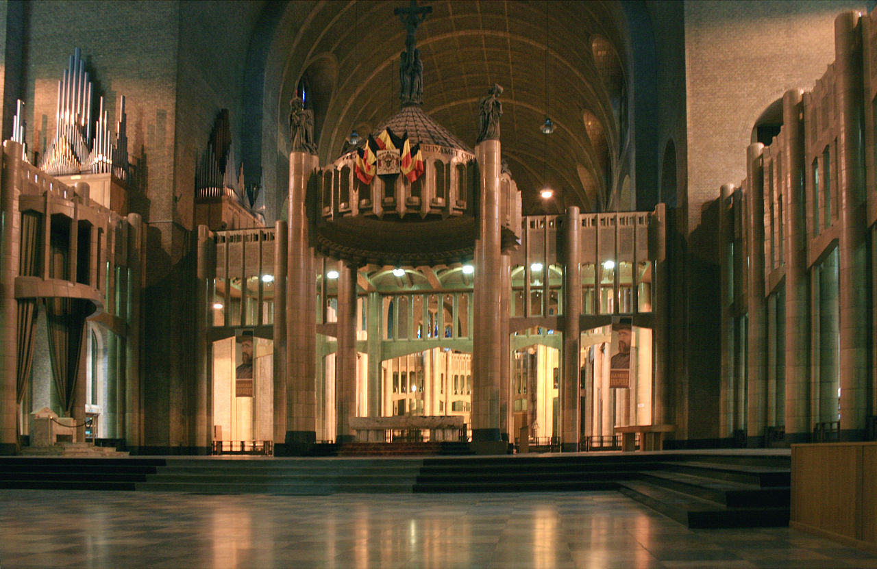 1280px-Brusel_basilica_interier_3.jpg