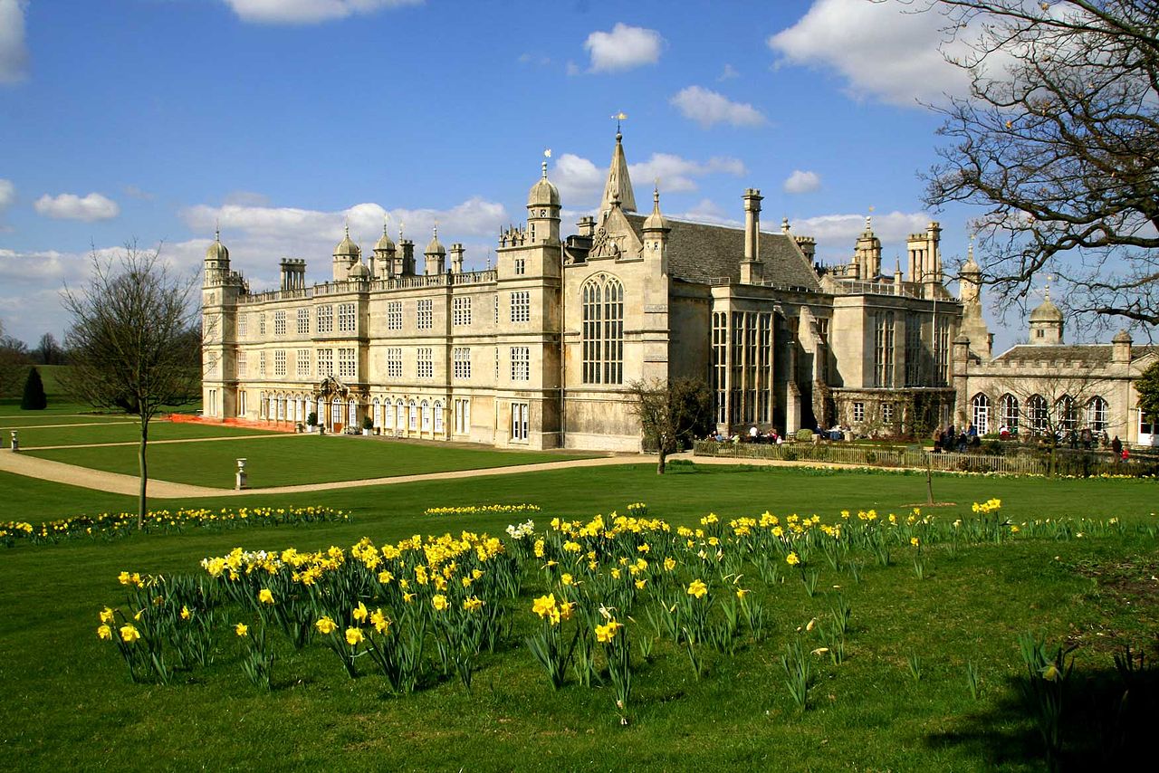 1280px-Burghley_House_(3440526381).jpg