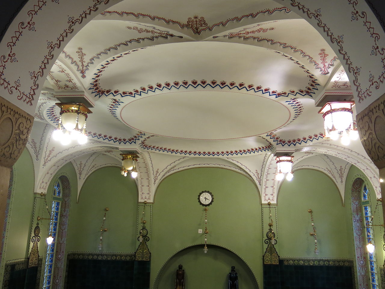 1280px-Ceiling_of_Subotica_Town_Hall_(16280749432).jpg