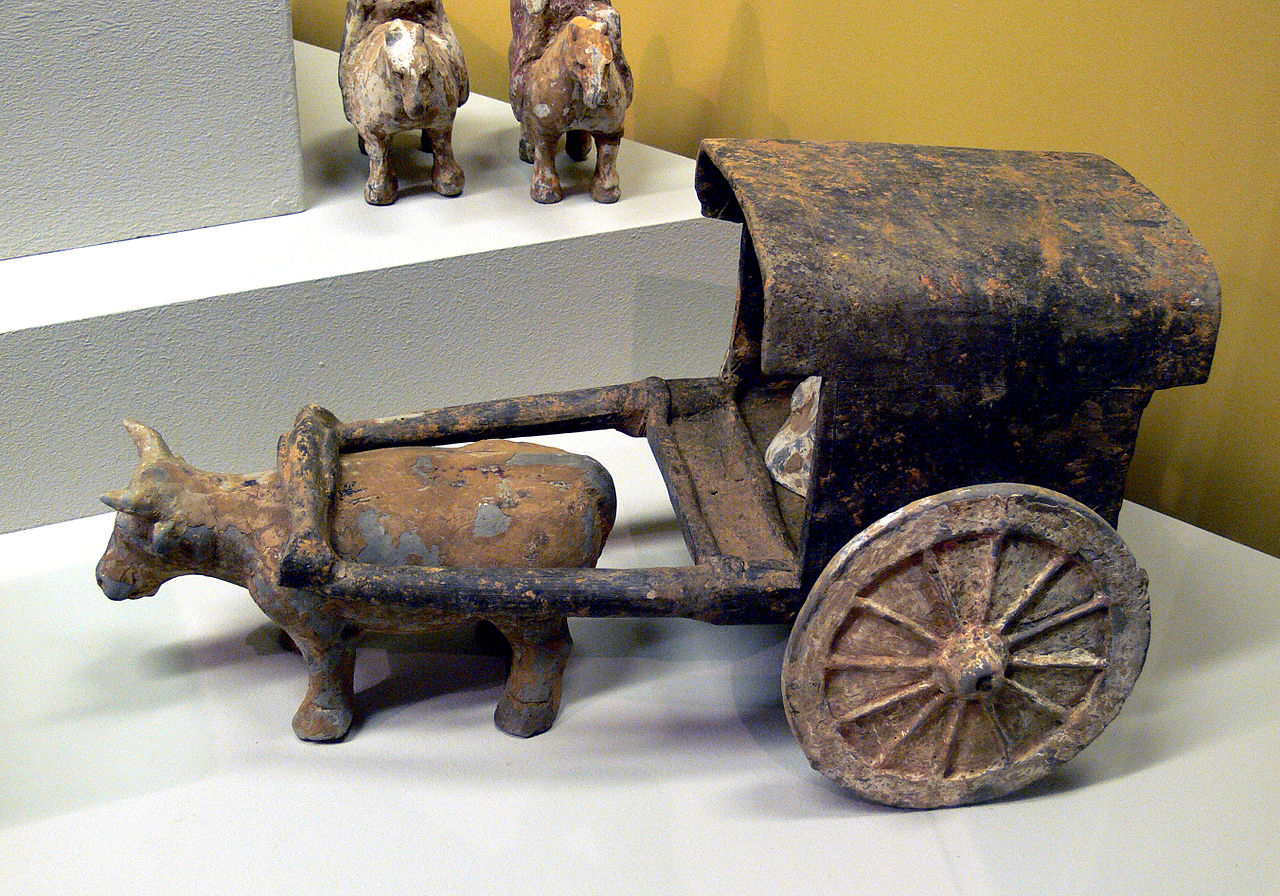 1280px-China_Ochsenkarren_Linden-Museum.jpg