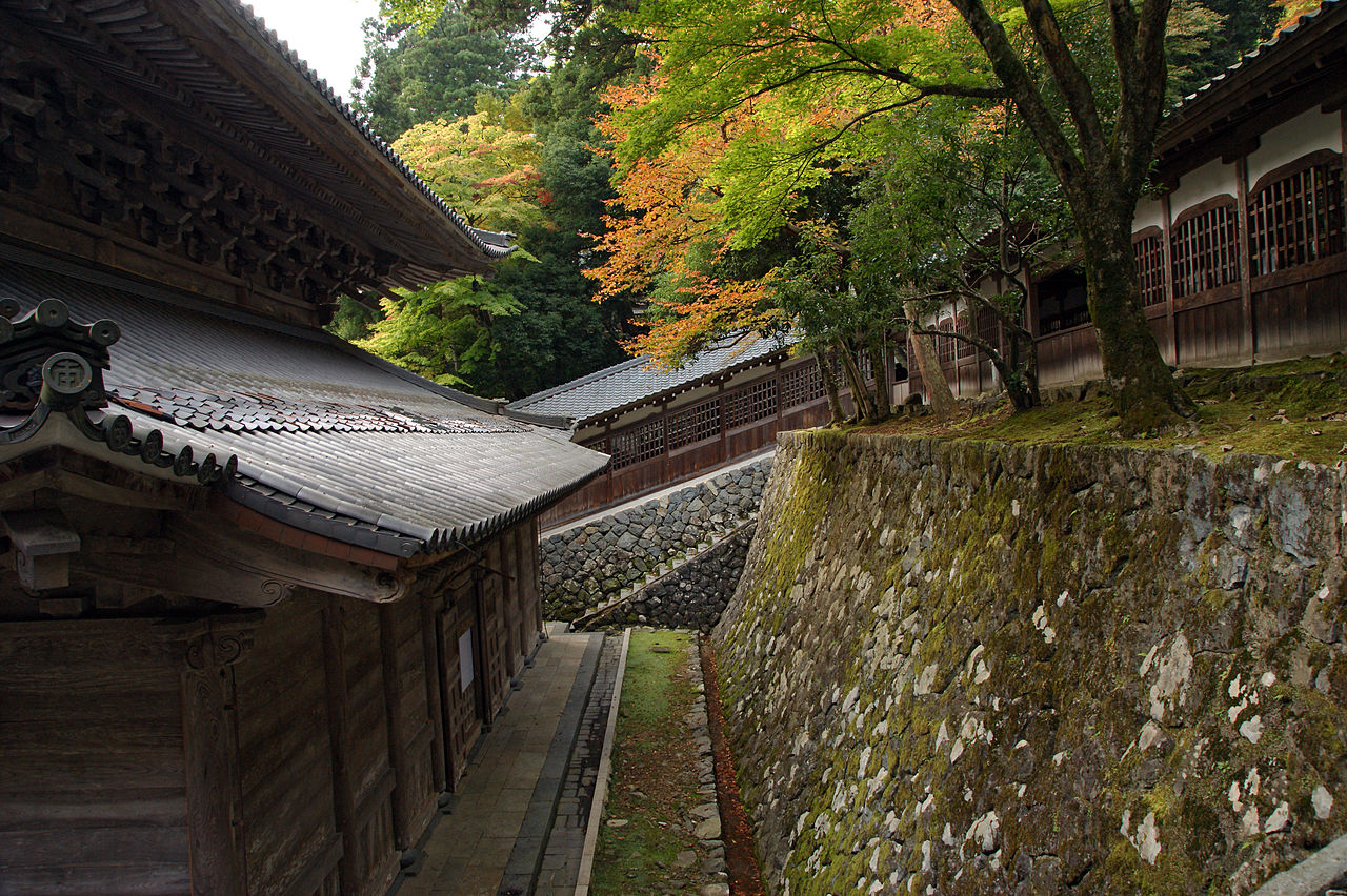 1280px-Eiheiji26s4592.jpg