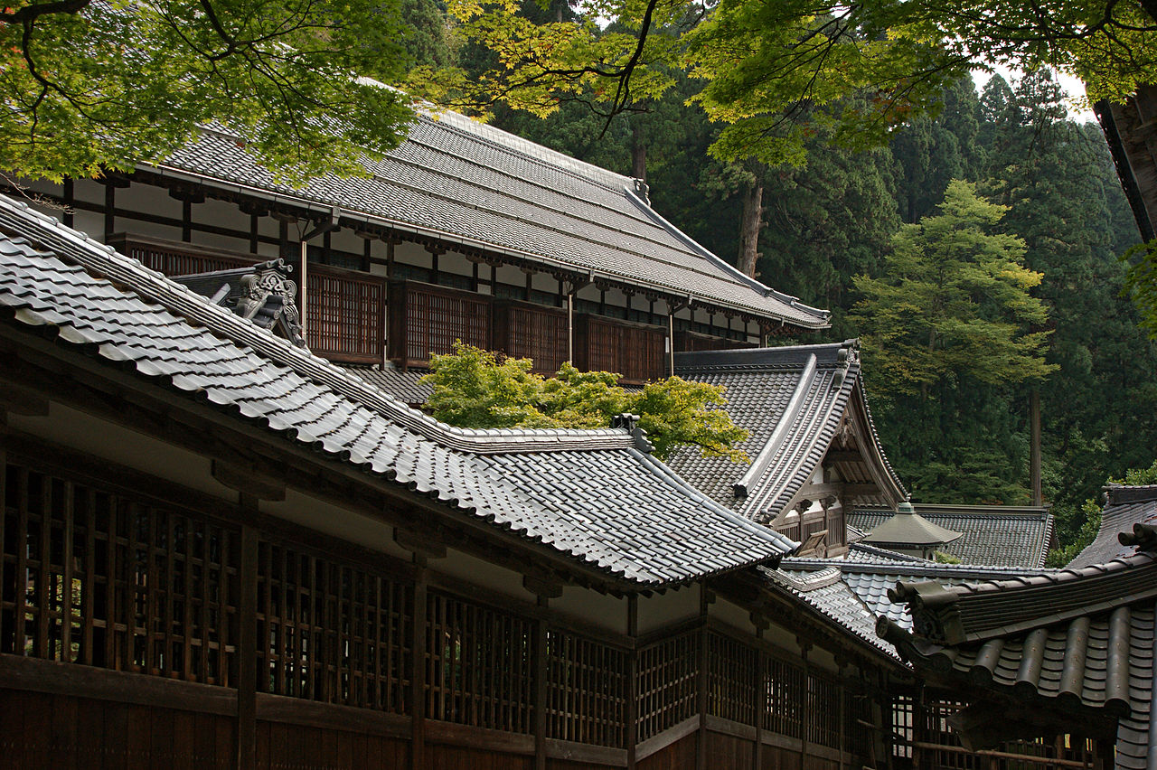 1280px-Eiheiji28n4592.jpg