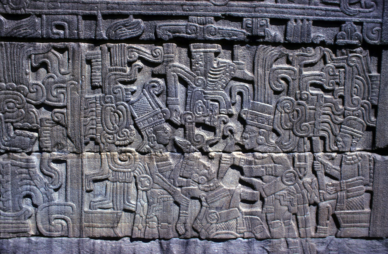1280px-El_Tajin_Ballcourt_Mural_(Tom_Aleto).jpg