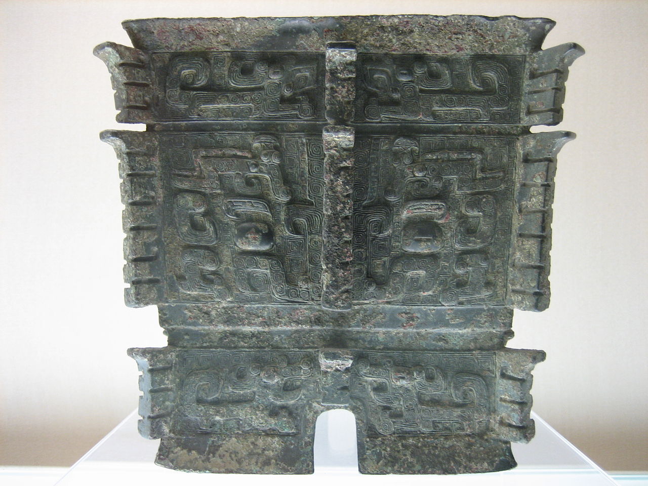 1280px-Fuwu_square_Yi.jpg