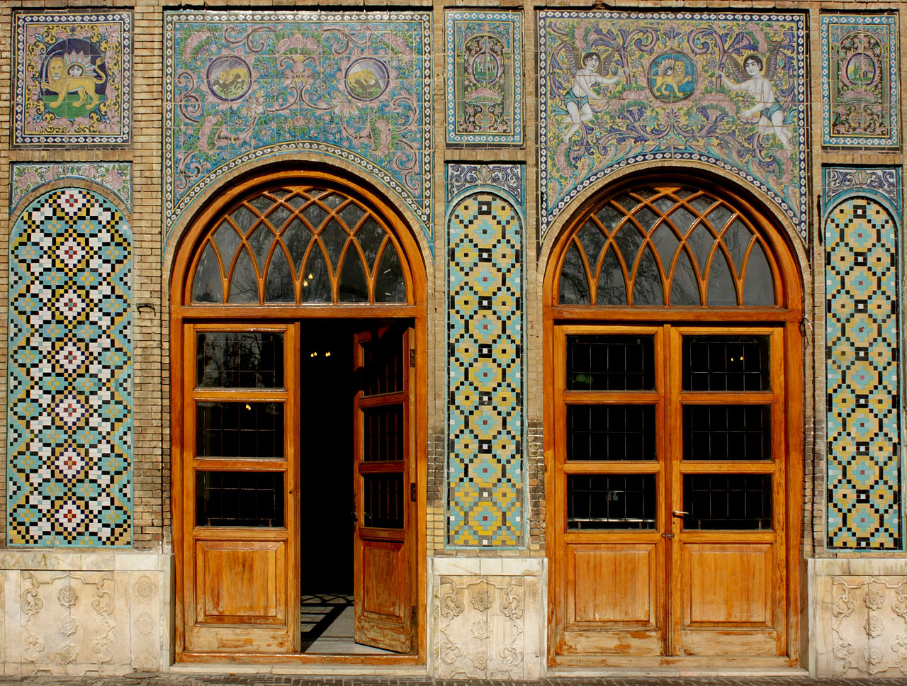 1280px-Golestan_door.JPG