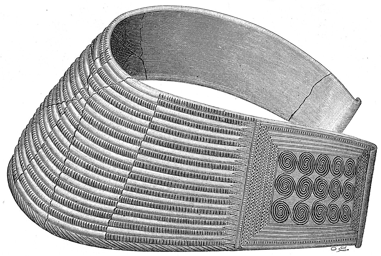 1280px-Halsprydnad_av_brons_skåne.jpg