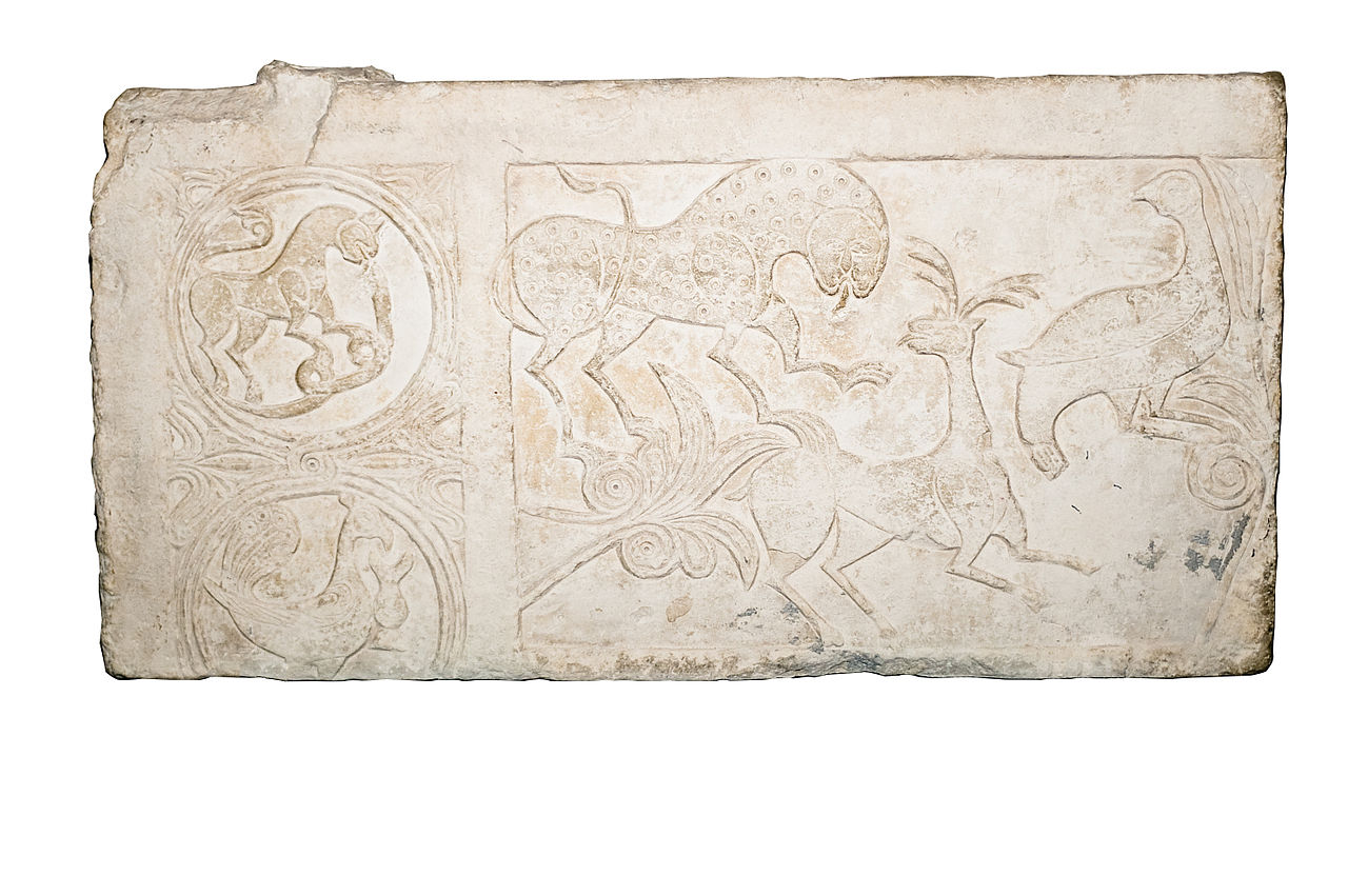 1280px-Ince_minare_sculpture_2-edit.jpg