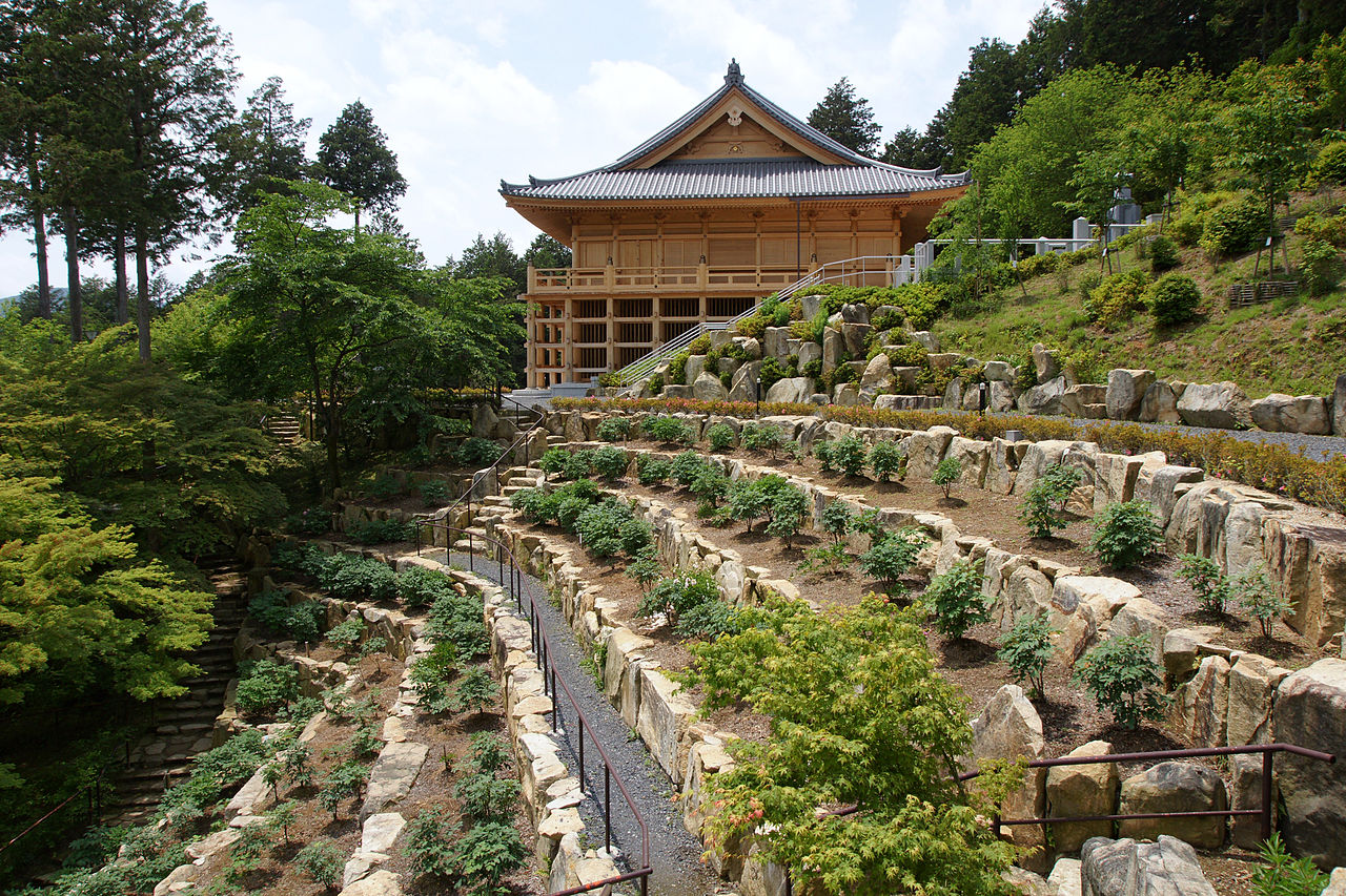 1280px-Ishiyamadera37n4272.jpg