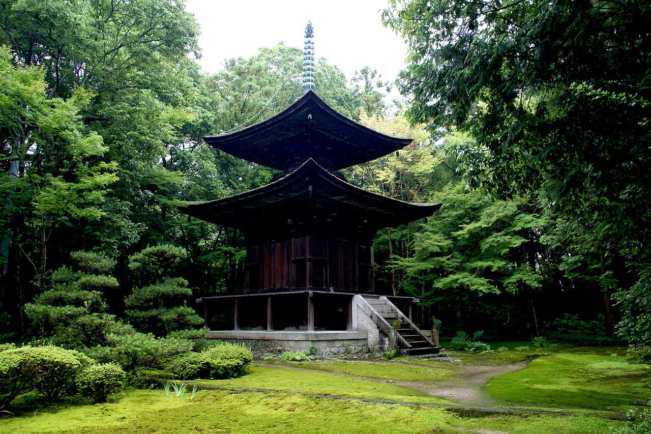 1280px-Jigenin_Izumisanoустр тэндай1271 -17 век.jpg