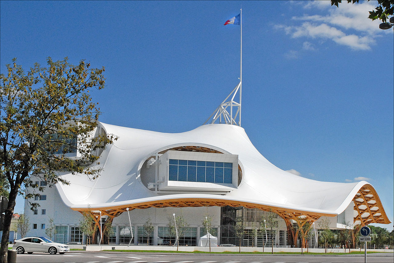1280px-Le_Centre_Pompidou_Metz_(4930555284).jpg