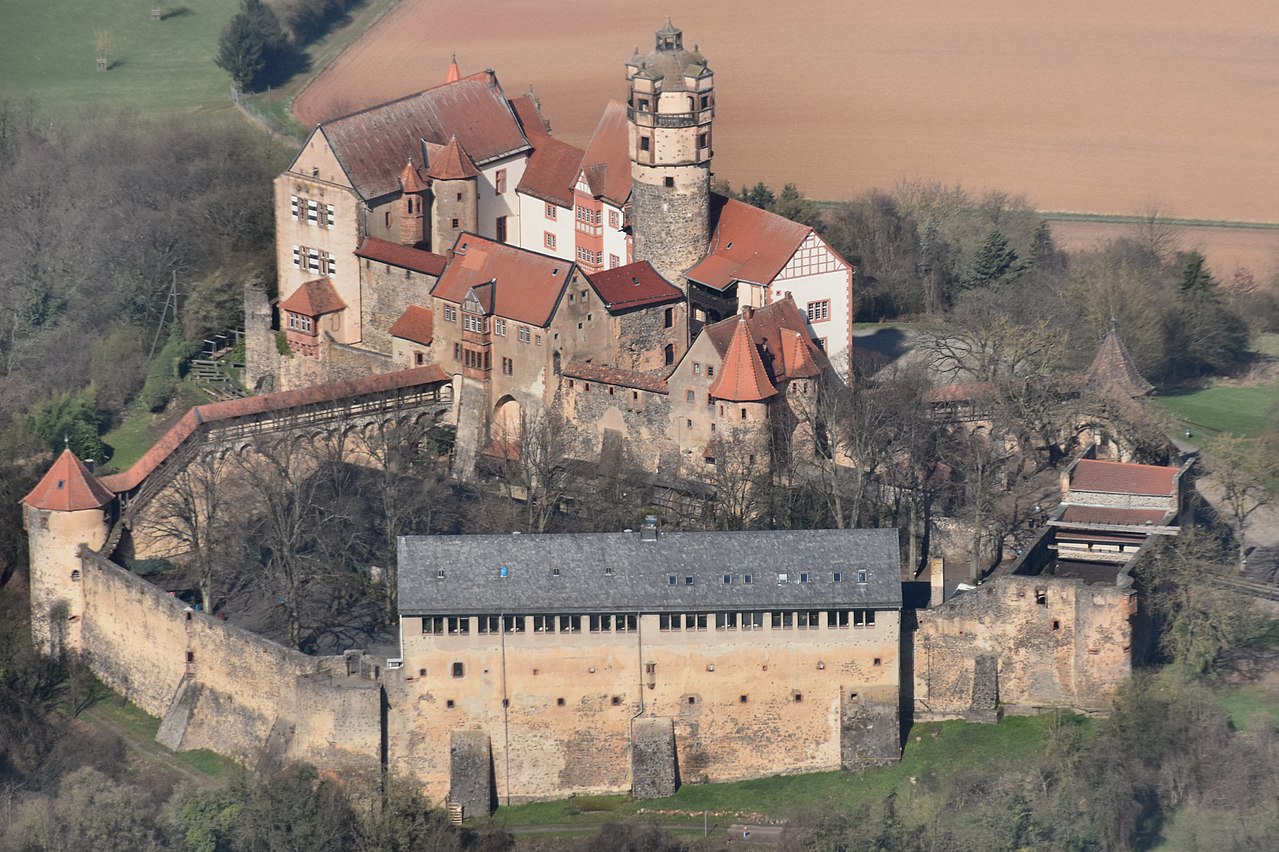 1280px-Luftbild_Ronneburg.JPG