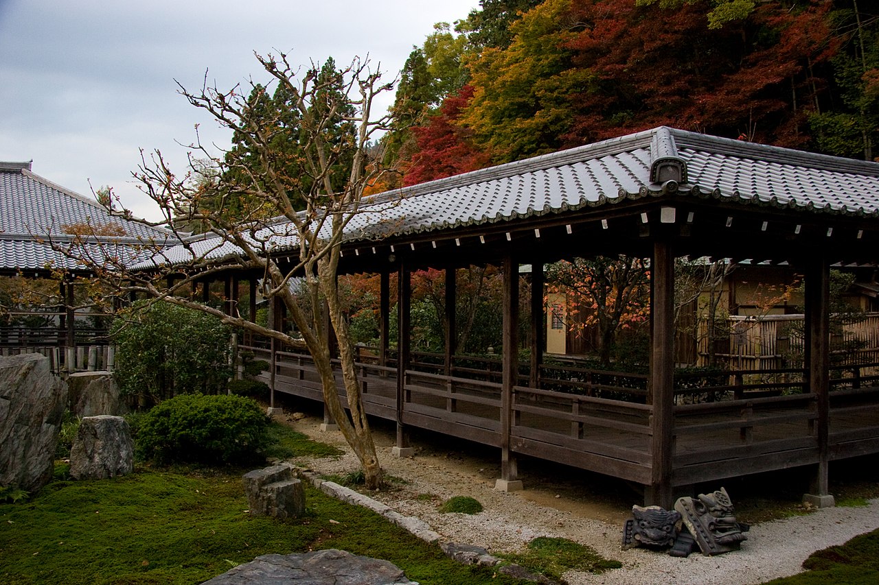 1280px-Nanzen-ji_(2636769716).jpg