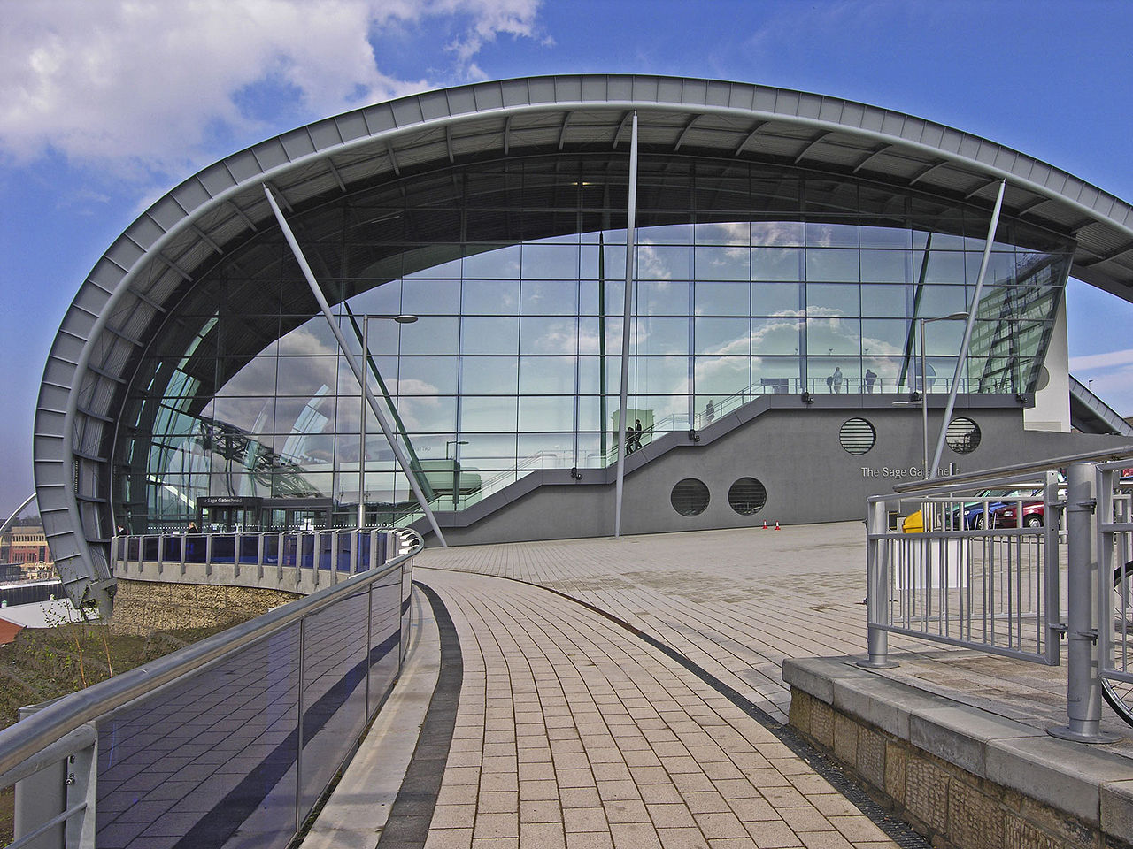 1280px-Newcastle_the_sage_vorderseite.jpg
