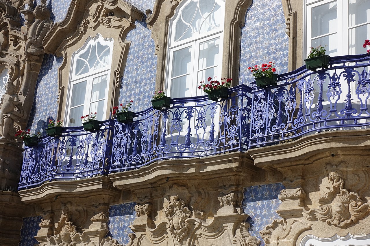 1280px-Palácio_do_Raio_2017_(1).jpg