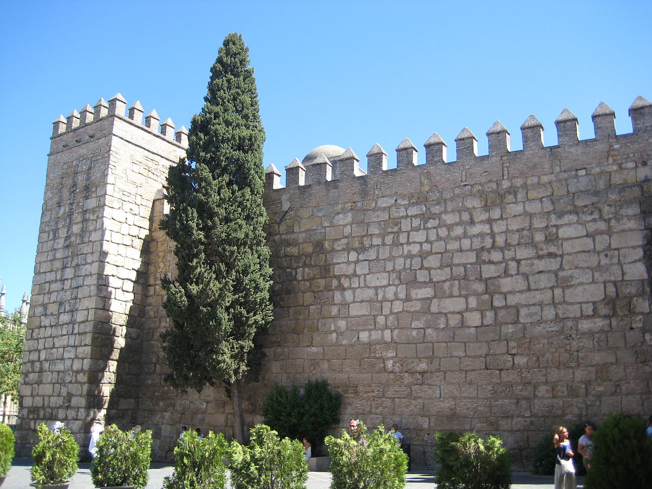 1280px-Reales_Alcazares.JPG