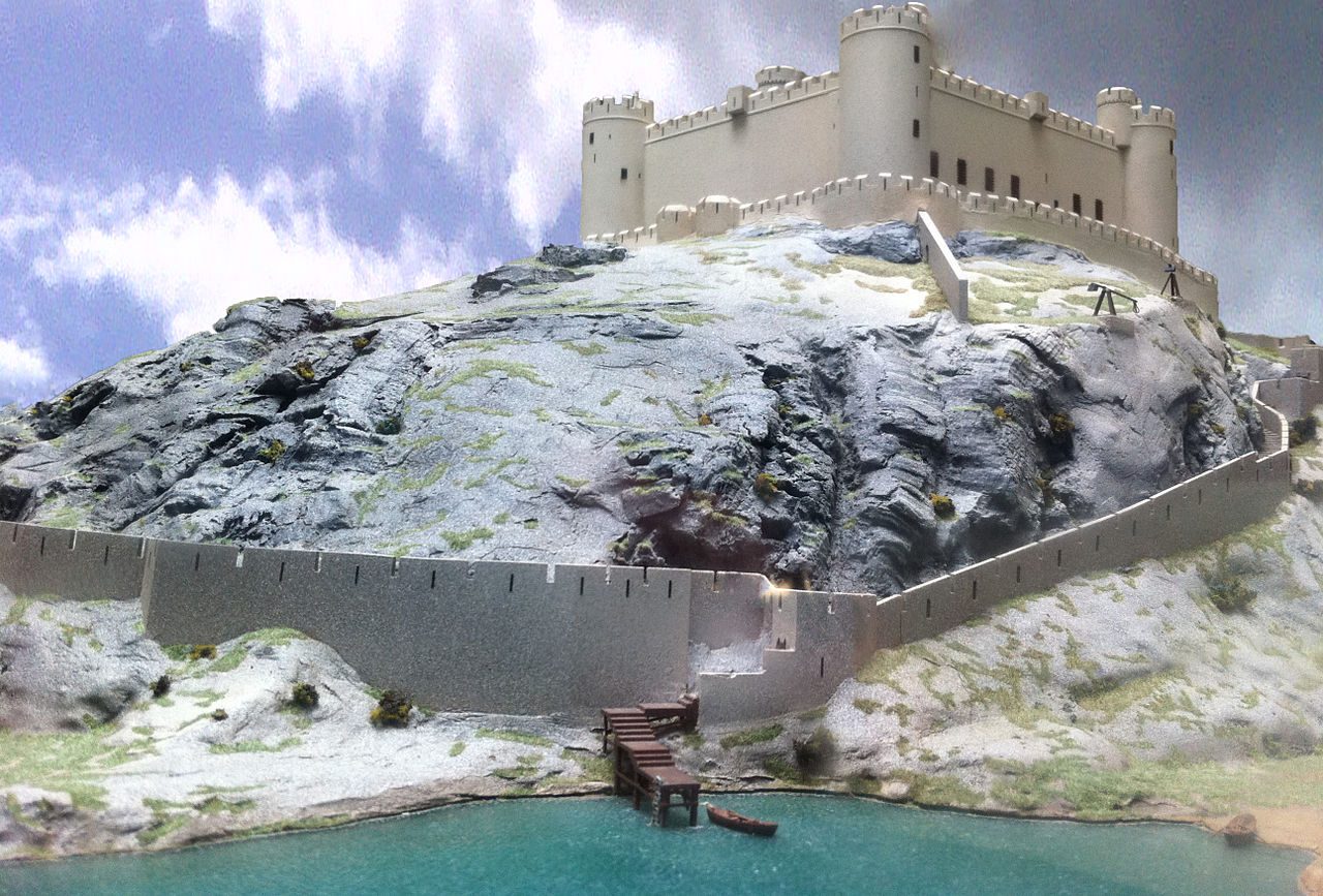 1280px-Reconstruction_of_Harlech_Castle.jpg